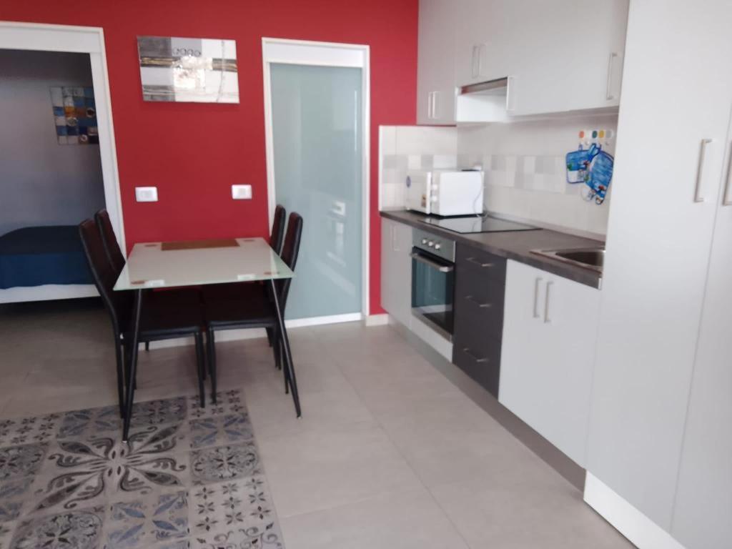 Villas Canarias Calle Madrid Costa Adeje  Exterior photo